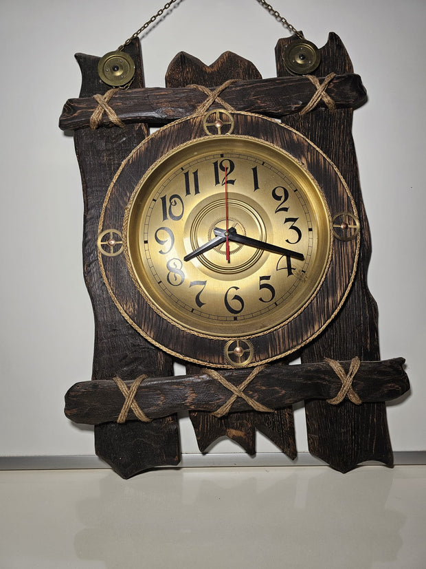 Vintage Rustikale Wanduhr – Eulen-inspiriertes Holzdesign