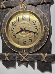 Vintage Rustikale Wanduhr – Eulen-inspiriertes Holzdesign